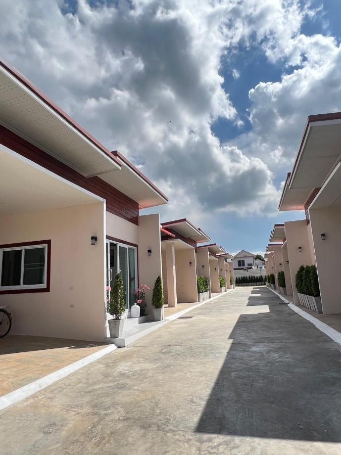 Pichapon Resort Pak Chong エクステリア 写真